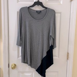 Karen Kane color block top!